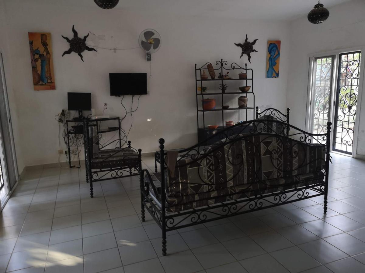 Keur Baboune Bed and Breakfast M'Bour Buitenkant foto