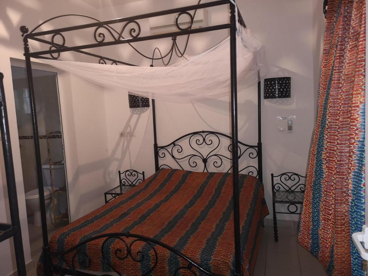 Keur Baboune Bed and Breakfast M'Bour Buitenkant foto