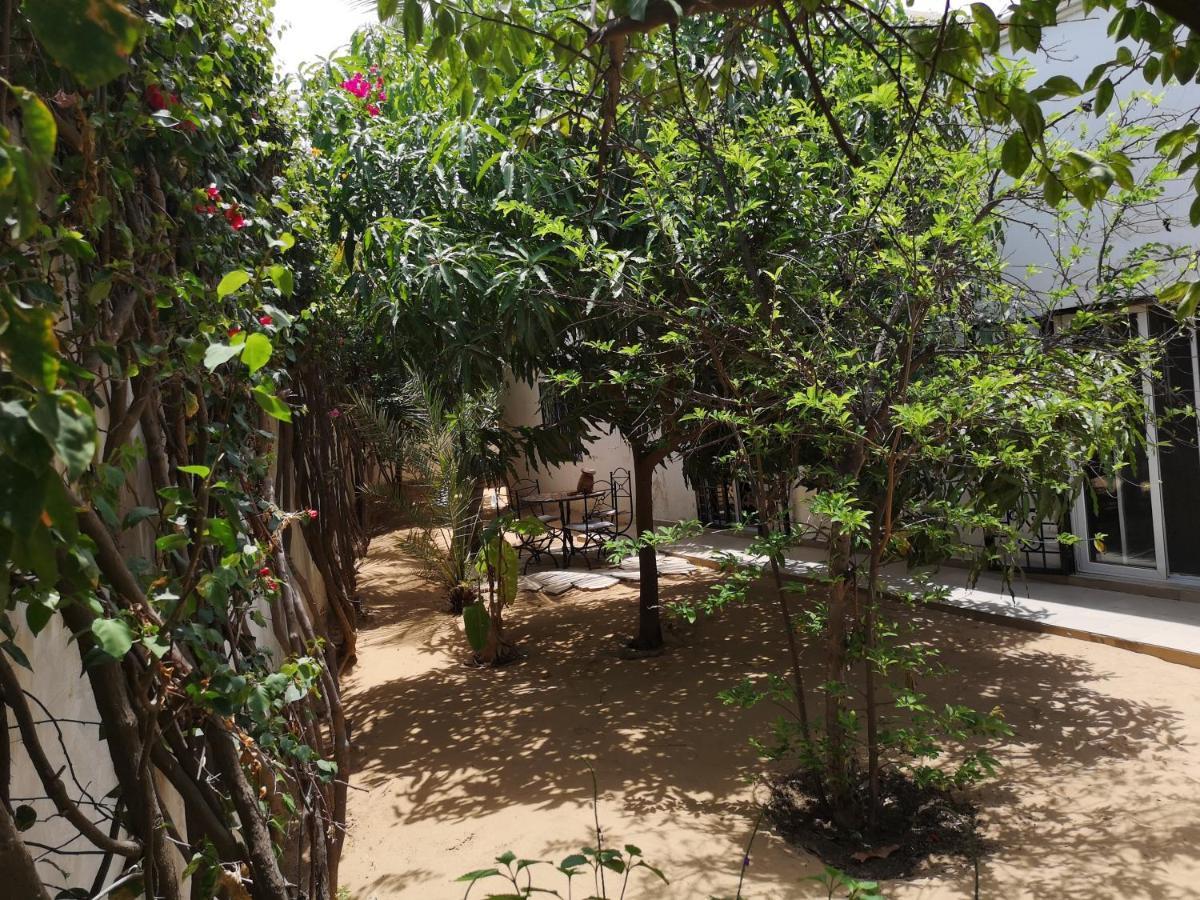 Keur Baboune M'Bour Buitenkant foto